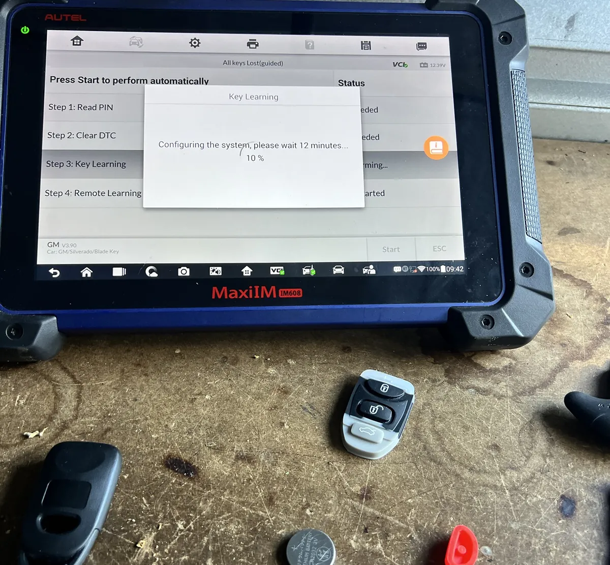 Key programmer screen during an all keys lost session